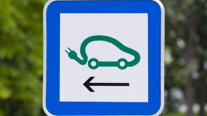FIN VENTA COCHES GASOLINA