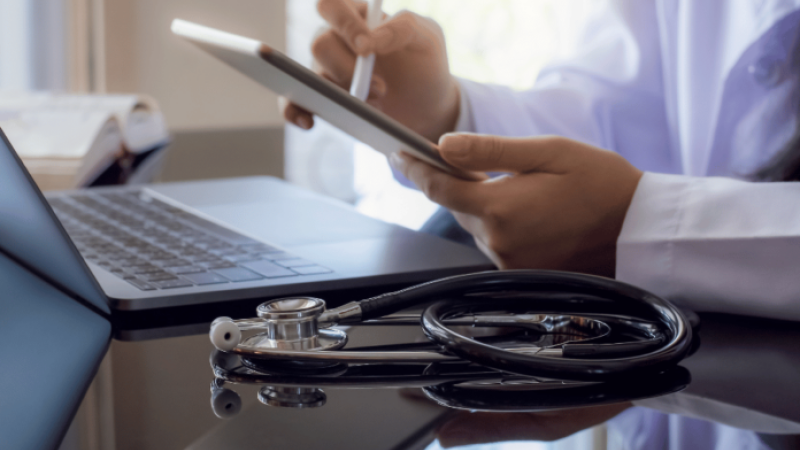 medico_tablet_consulta
