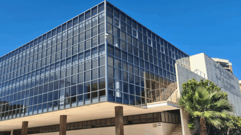 fachada-del-colegio-oficial-de-medicos-de-alicante