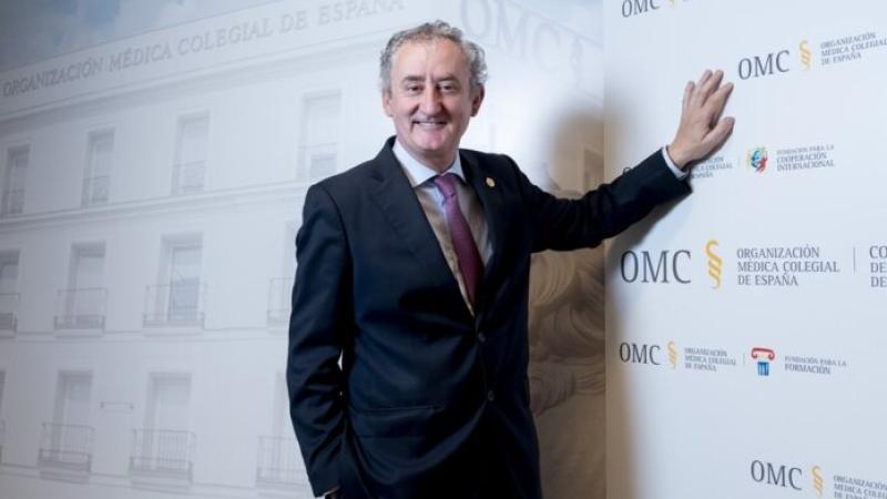 Dr. Tomás Cobo: “Se está transformando la forma de ejercer la Medicina, de investigar y de comunicarnos con los pacientes, hay que dar un paso adelante y formarse”