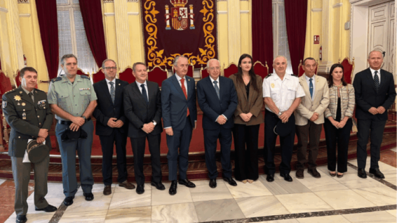 Presentación oficial del nuevo Código de Deontología Médica en Melilla