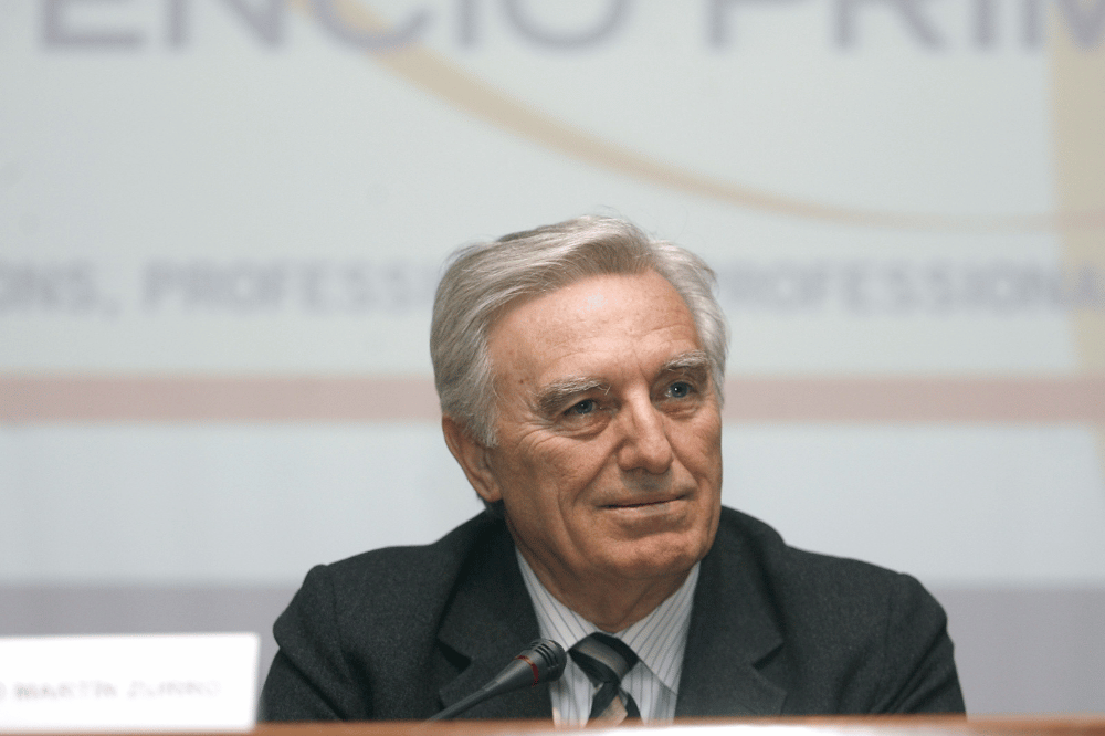 Amando Martín Zurro