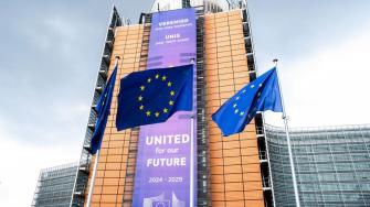 UE