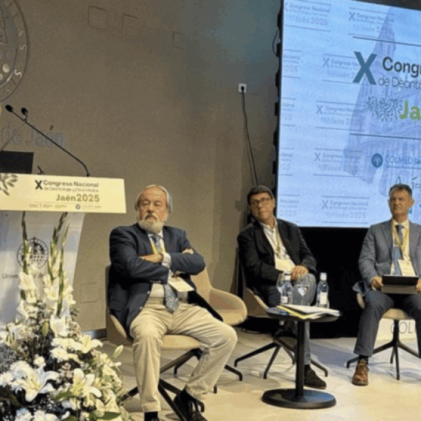 jaen_dontologia_mesa-privada-honorario